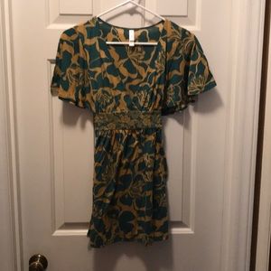 Xhilaration tie-back top Sz L